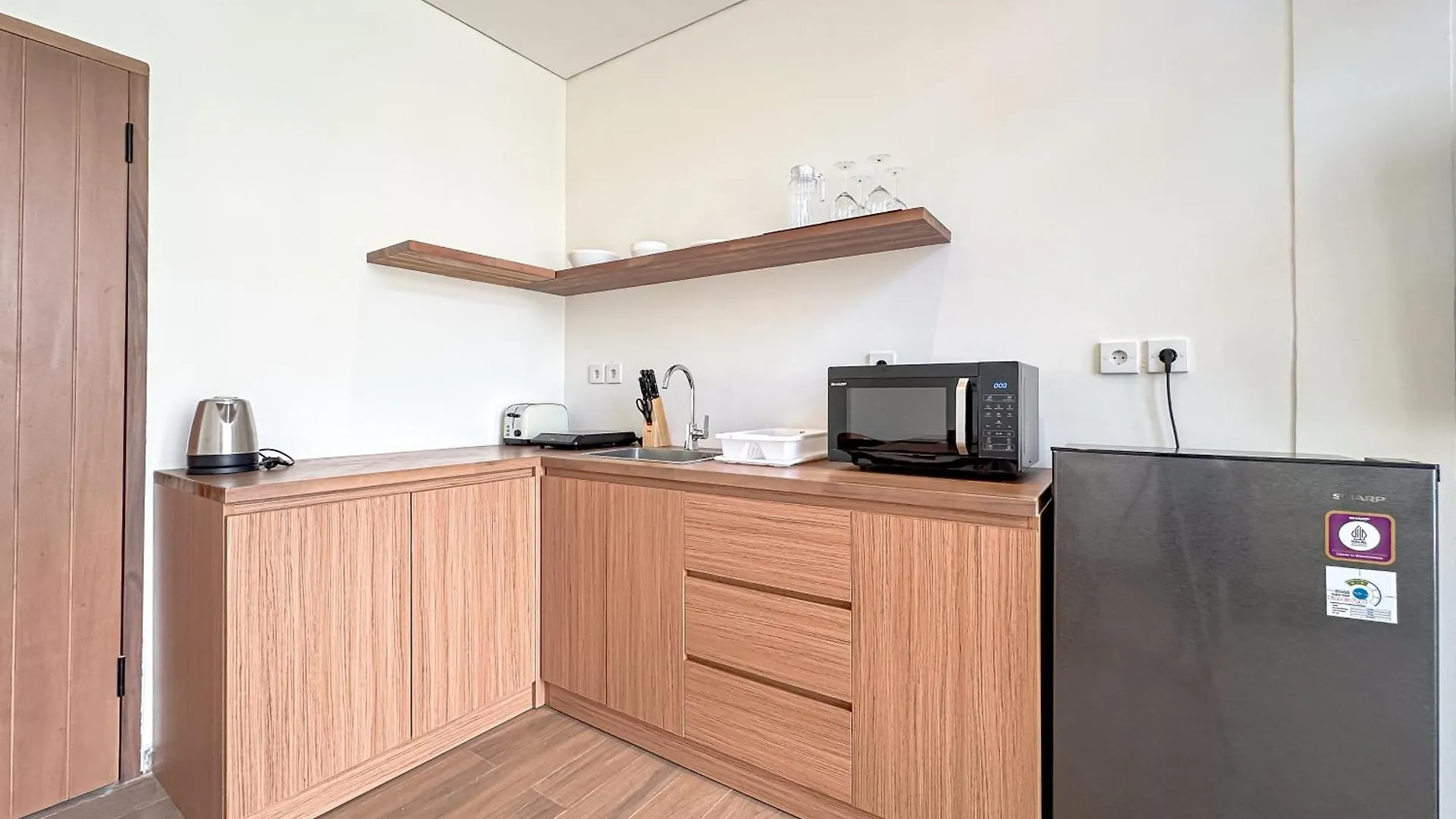 Olala Loft Seminyak Apartment  Seminyak (Bali)
