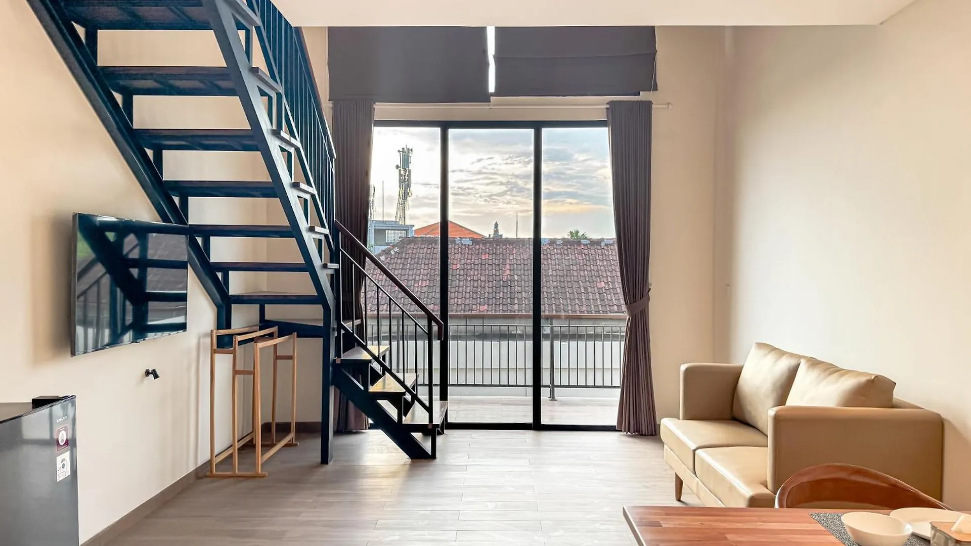 Olala Loft Seminyak Apartment